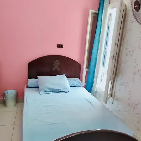 Cozy Guc View Female-Home - Near To Airport Cairo Exterior photo