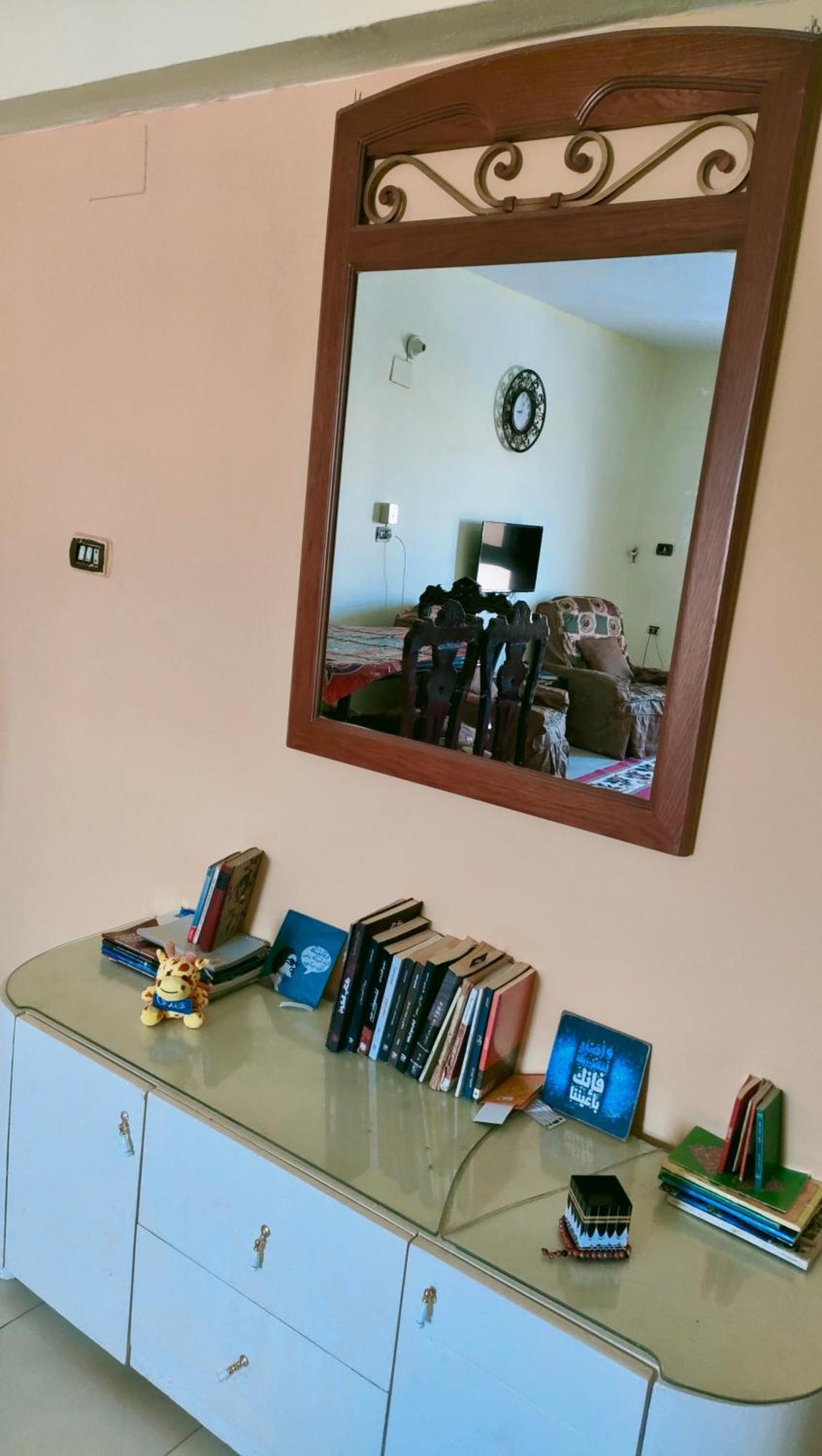 Cozy Guc View Female-home - Near To Airport *