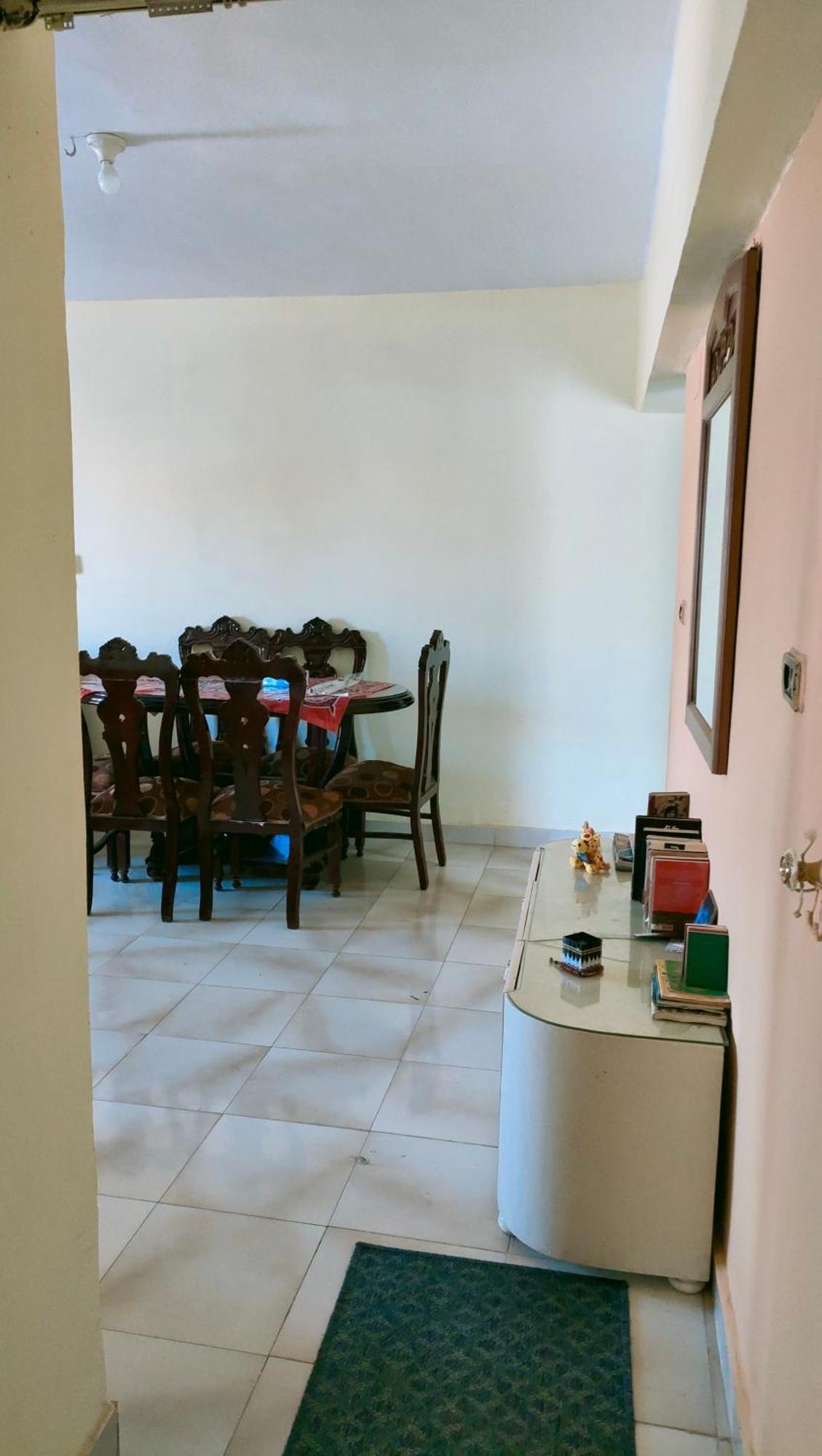 Cozy Guc View Female-home - Near To Airport דירה