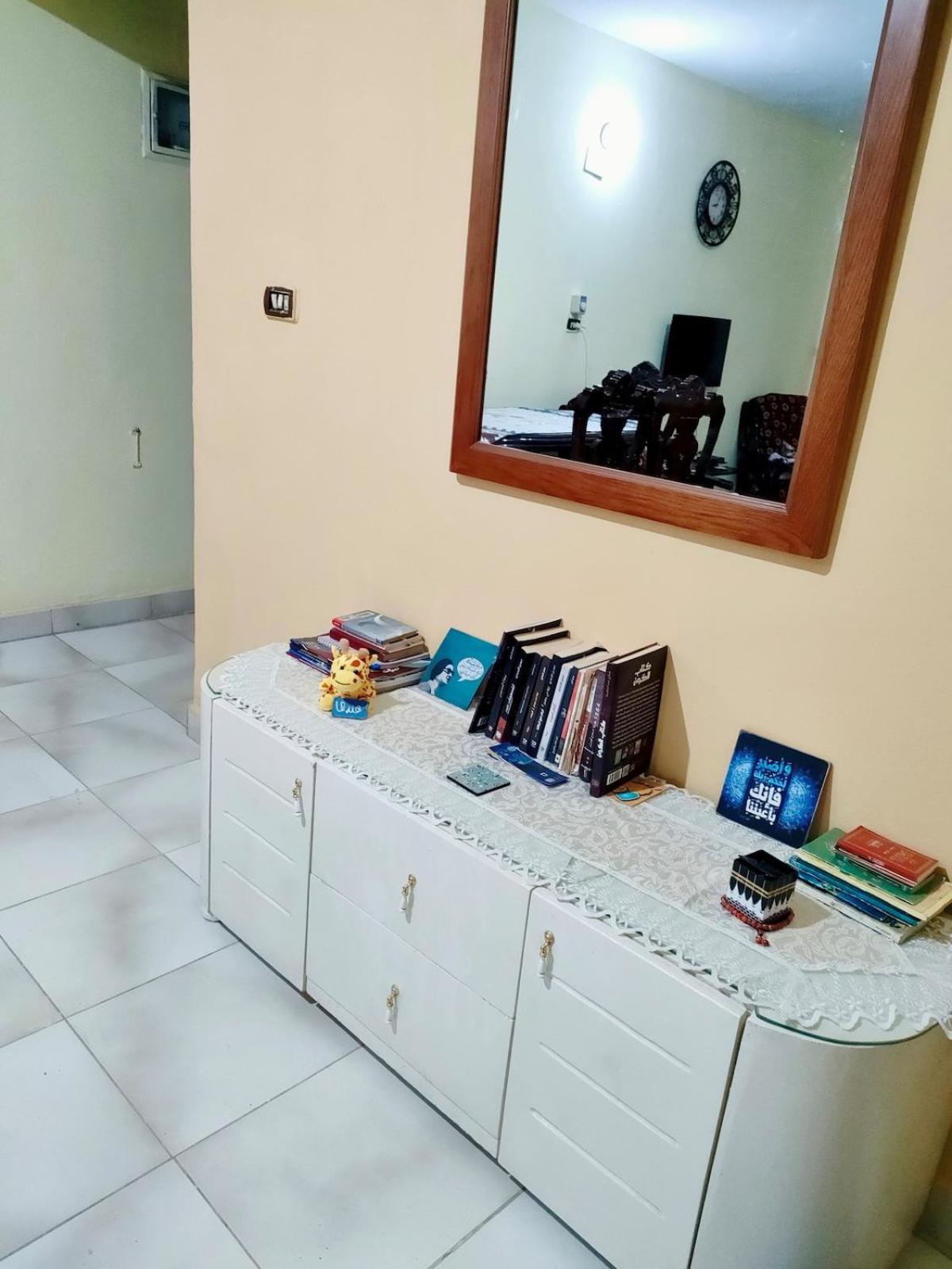 شقة Cozy Guc View Female-home - Near To Airport *
